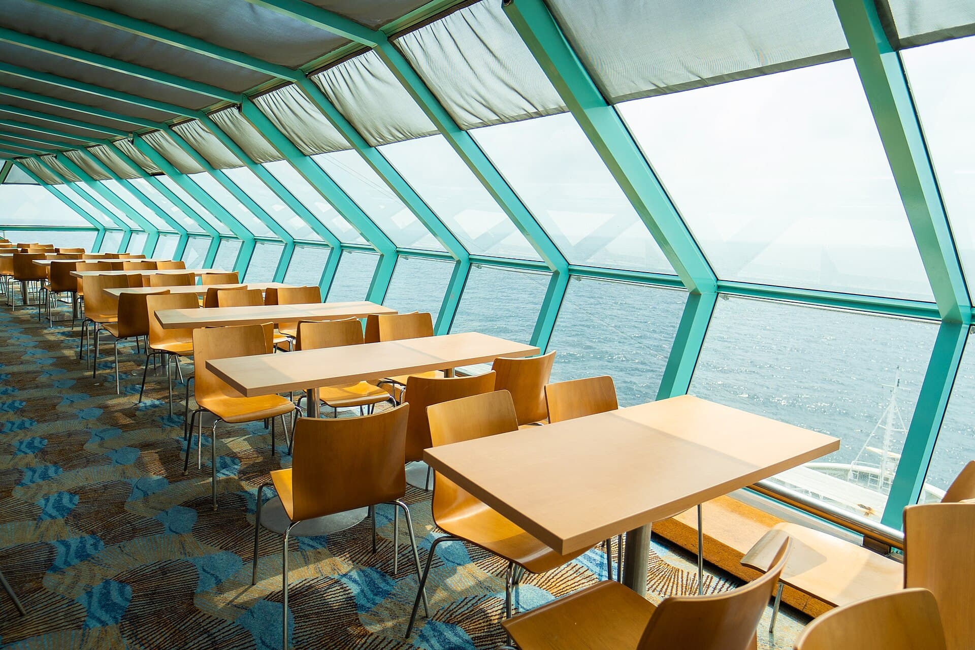 Cruise dining venue