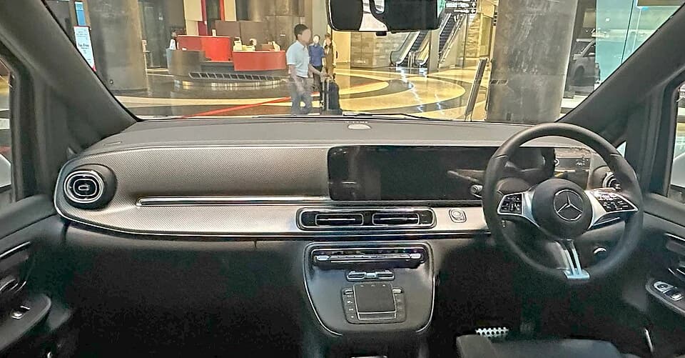 Mercedes-Benz V-Class interior