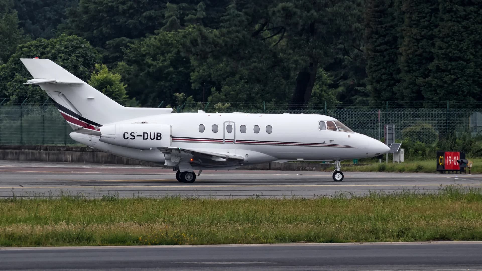 Hawker Beechcraft 750 aircraft