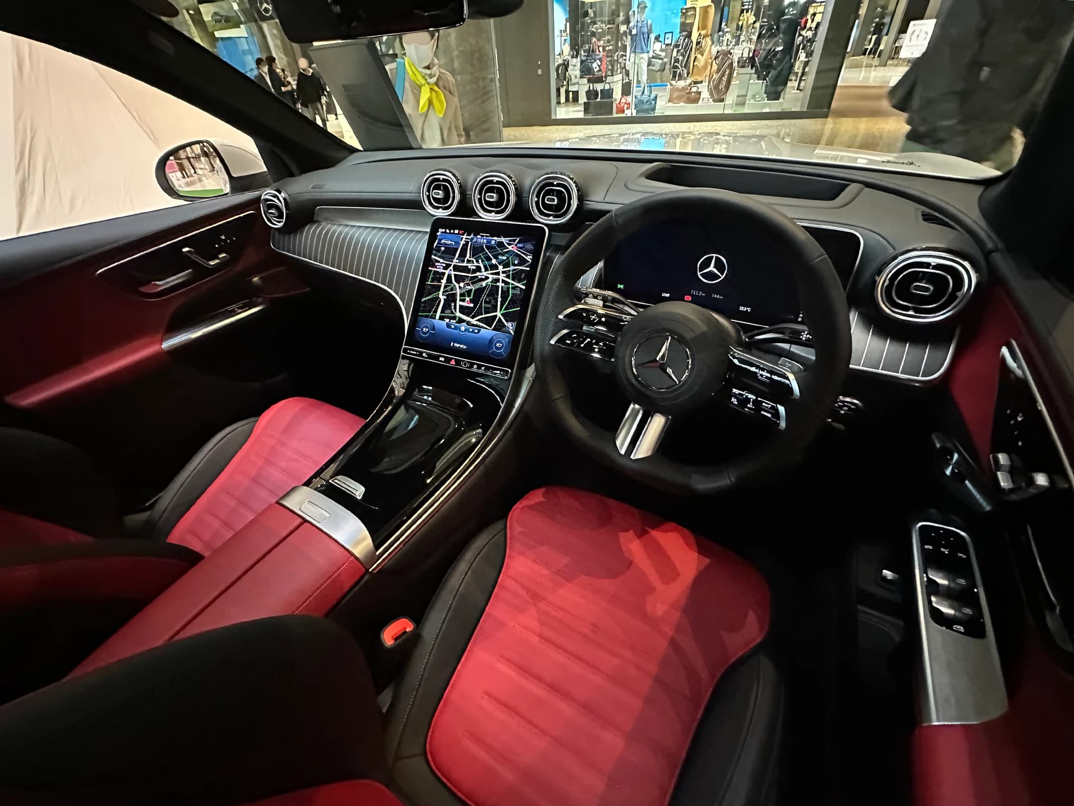 Mercedes-Benz GLC interior